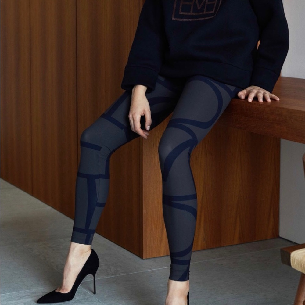 Toteme- Leon Monogram Leggings